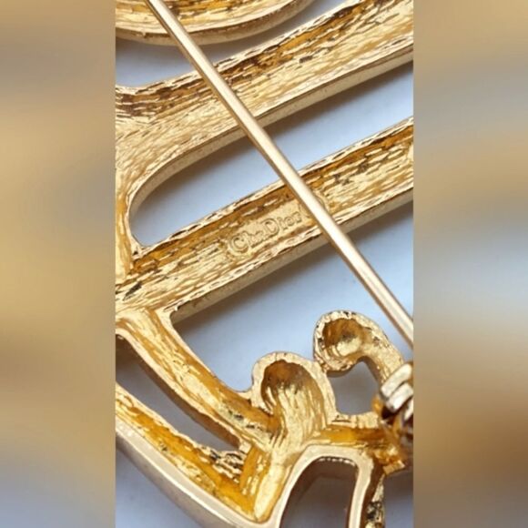 Christian Dior Vintage Gold Script Brooch  Authentic - Picture 9 of 11